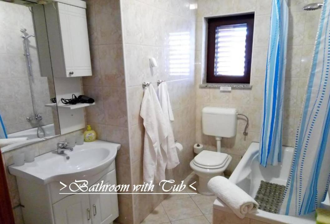 Apartmán House White Stone Split Podstrana Pokoj fotografie
